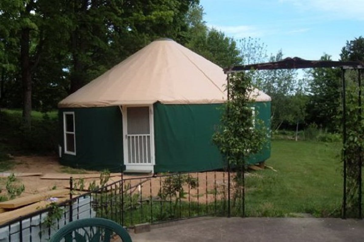 20 ft diameter yurt with Real Glass Windows