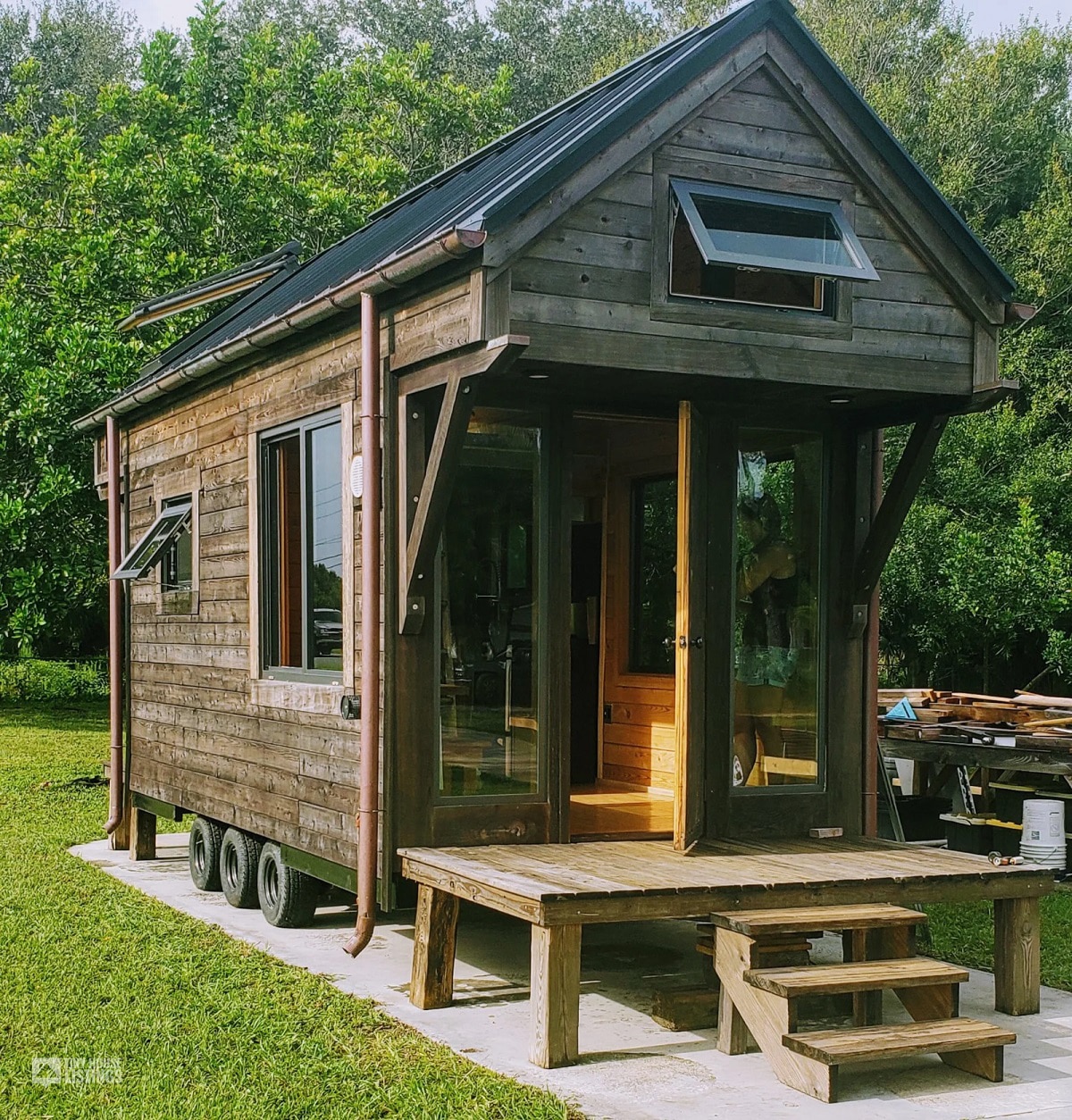 Off-grid, Eco-friendly Tiny House