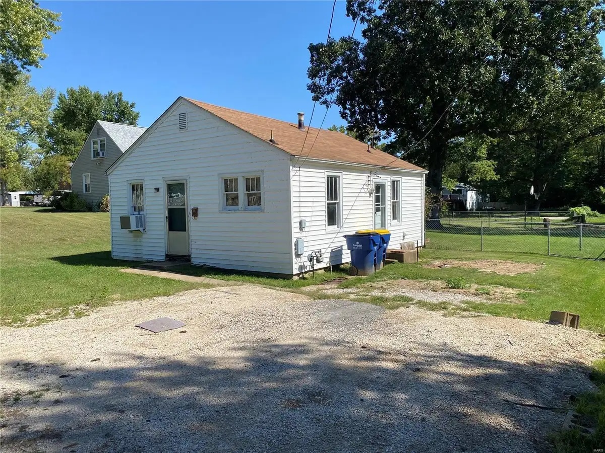 Tiny House - Festus, Jefferson County, Missouri