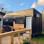 Featured Image of 25' Single Level Tiny Home is a Treat For the Eyes