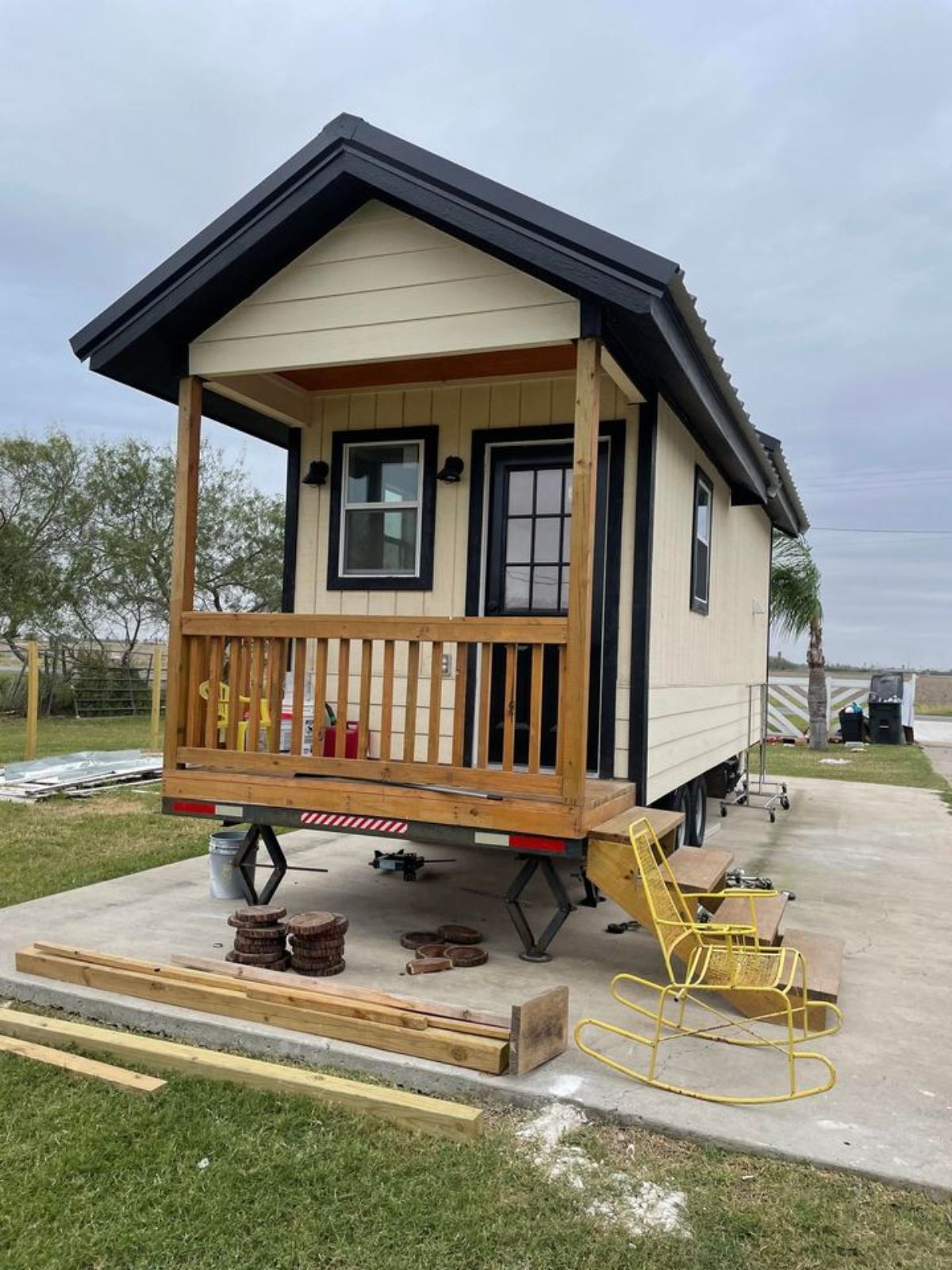 Front view of 29' Long Luxury Tiny Home On Wheels