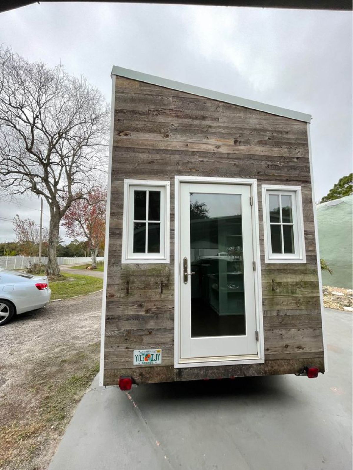 Stylish Tiny House on Wheels from outside