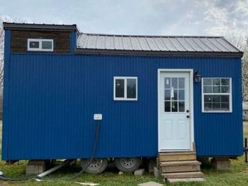 Featured Image of 20’ Tiny House on Trailer is Move-In Ready at $15k