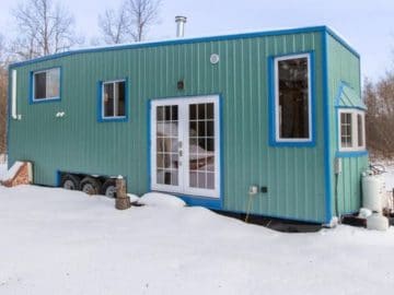 Featured Image of Custom Tiny Home Puts an End to Your Property Hunt in the Great White North!