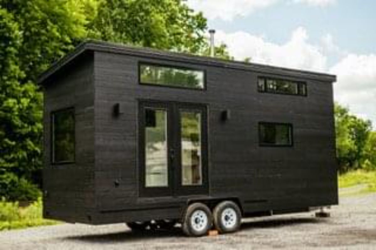 Modern 24' Tiny House on Wheels from outside