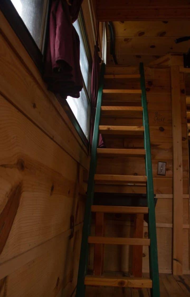 Rustic 22' Trailer is the Perfect Off-Grid Tiny Home - Tiny Houses