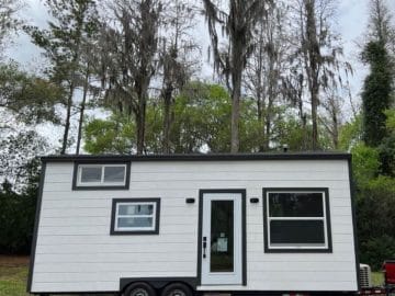 Featured Image of New 24' Luxury Tiny Home Has a King Loft, Full Bathroom