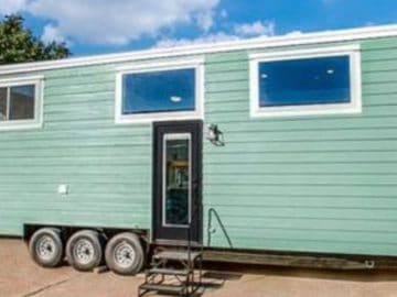 Featured Image of Stunning 2 Bedroom Tiny House is Turnkey Ready
