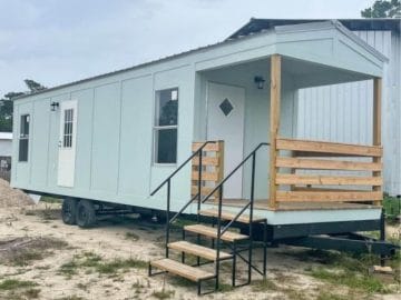 cropped-Brand-New-35-Tiny-House-is-Super-Affordable_-7.jpg