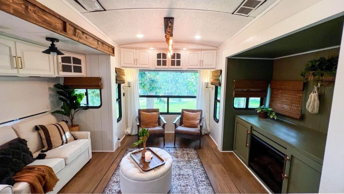Stunning view of Luxurious 40' Tiny House from inside