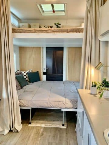 20' Compact Tiny House is Perfect For a Minimalist Lifestyle