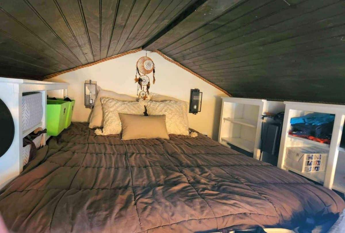 Huge loft with comfortable king size mattress