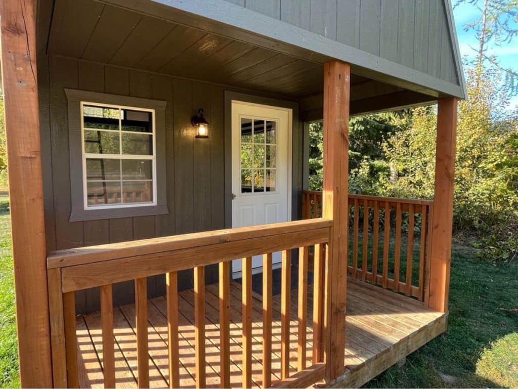 24' Cabin Tiny House Is a DIY Dream Come True! - Tiny Houses