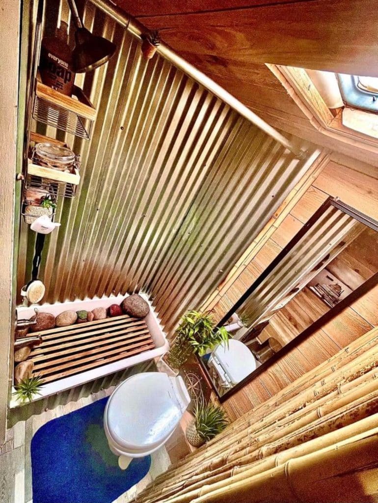 36' Tiny Home Apartment Can Be Your Off-Grid Companion - Small Off-Grid Apartment Design Ideas On A Shoestring