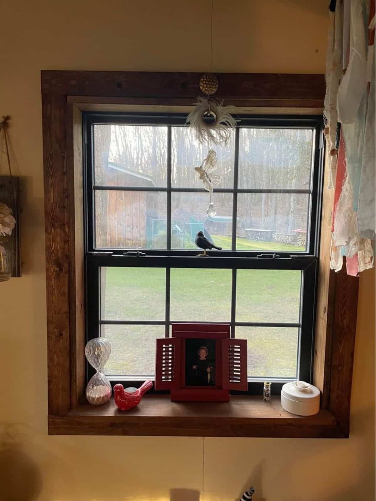 Huge window to make the house brighter