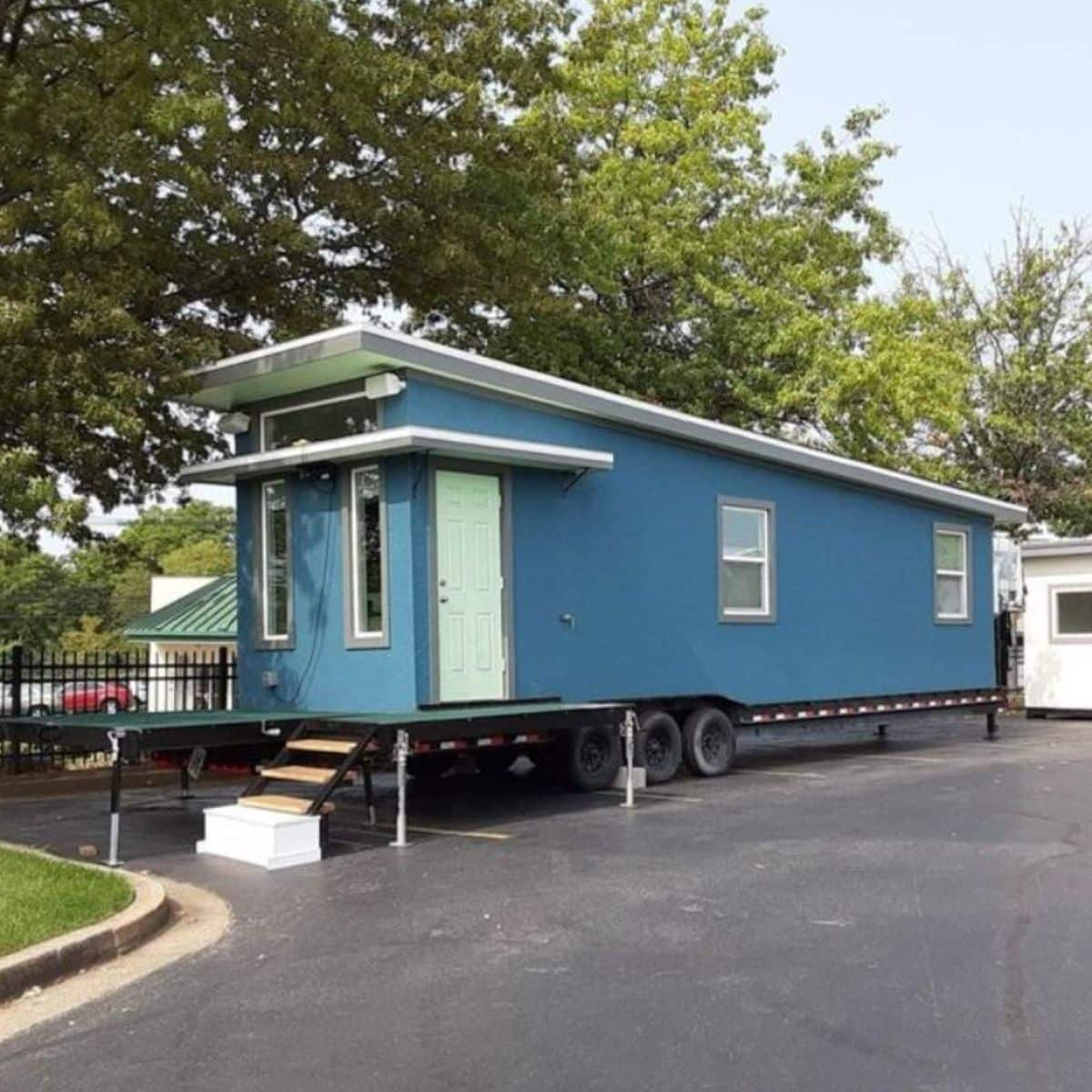 Off-grid Tiny Home Is A Live-Off-The-land Luxury Setup - Off Grid Tiny Home Structural Insulated Panels