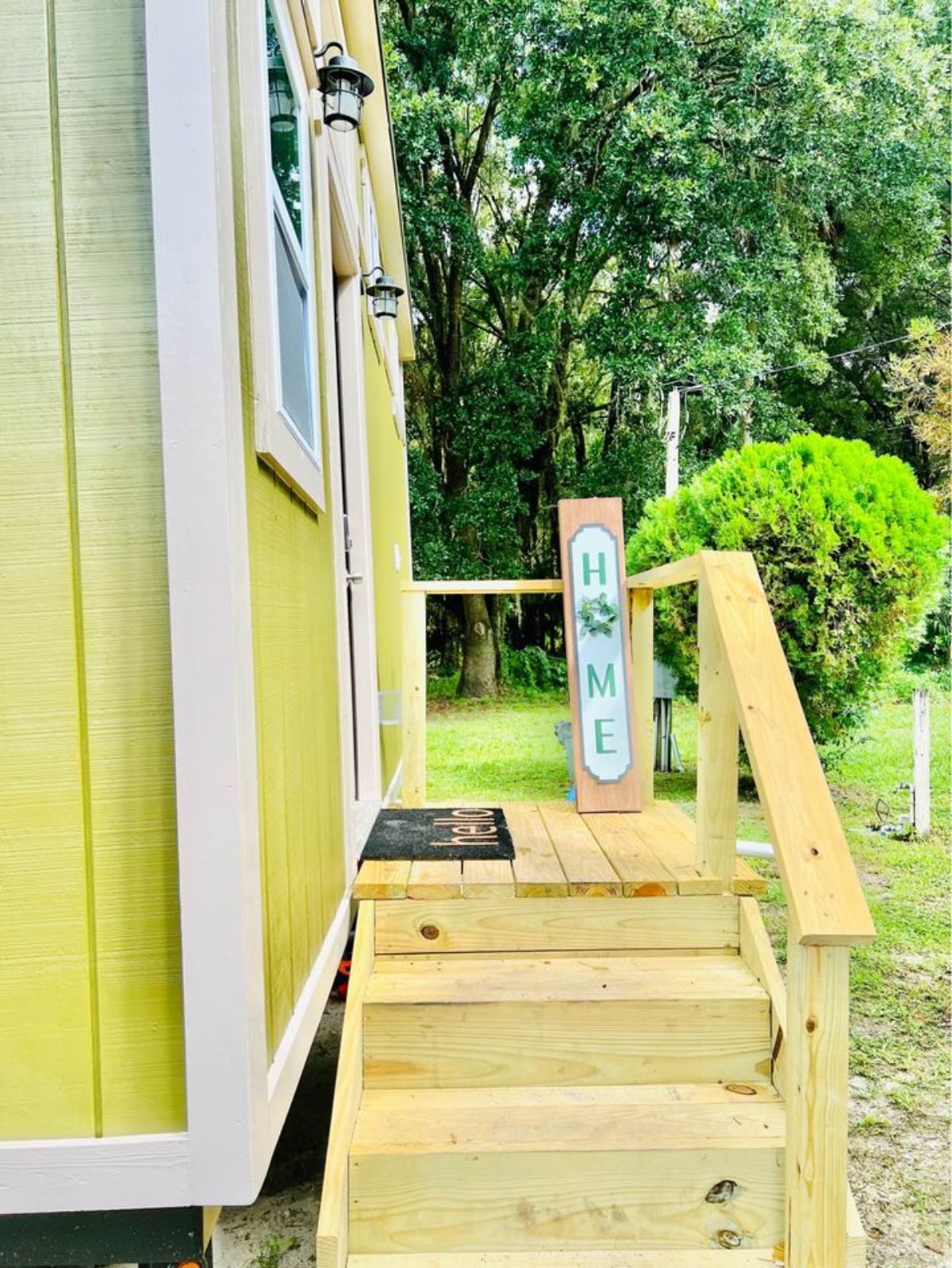 steps at the entrance of remodeled home on wheels