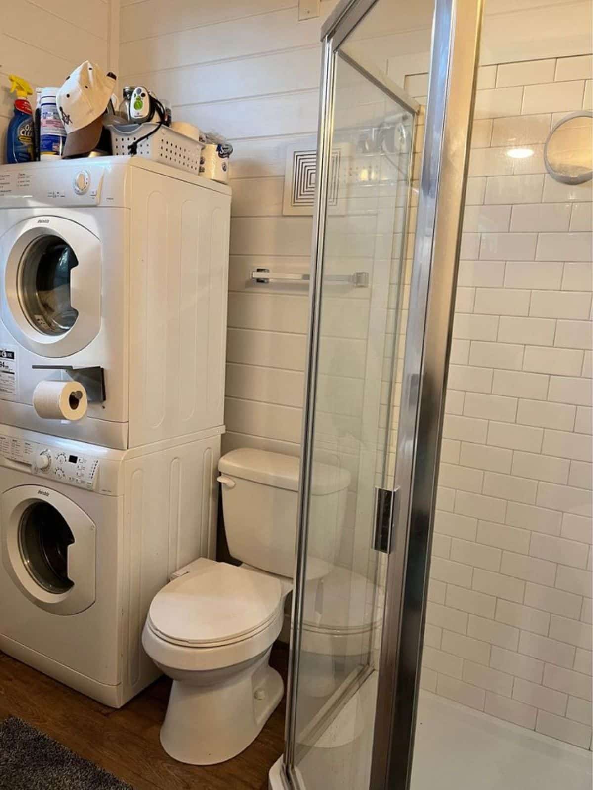 bathroom of 30’ tiny house has all the standard fittings