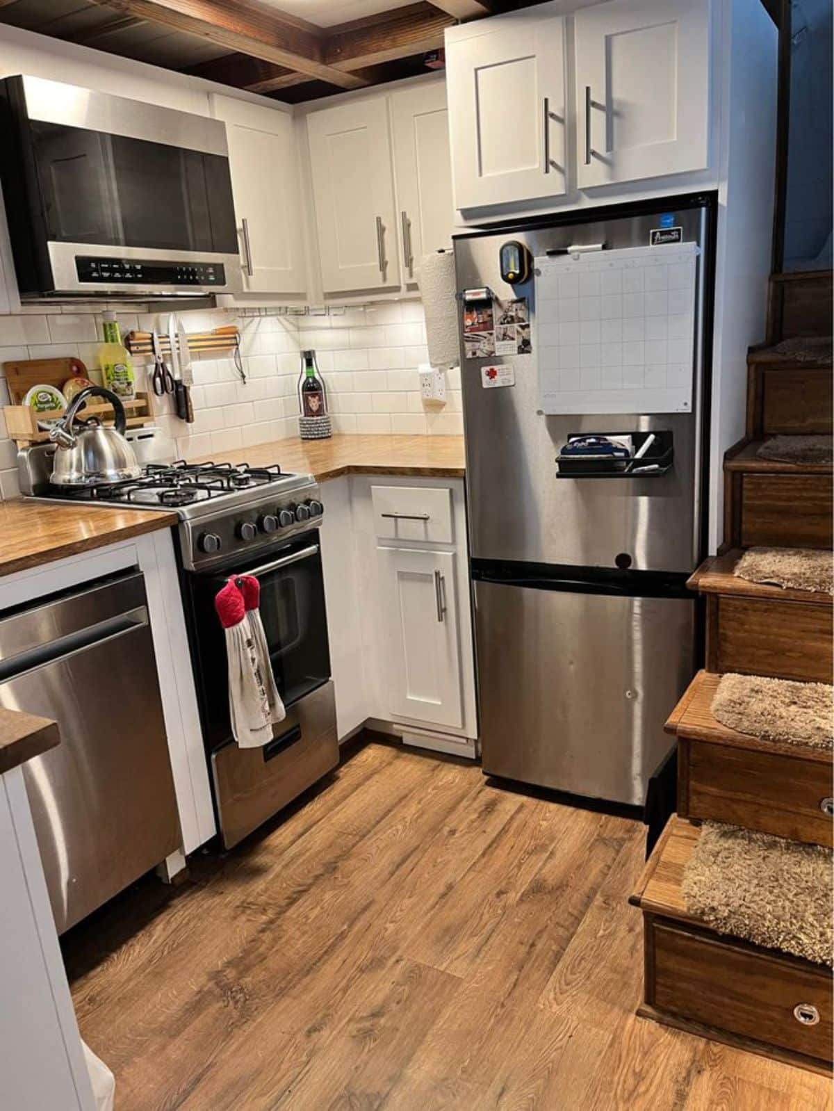 necessary appliances present in the kitchen of 30’ tiny house