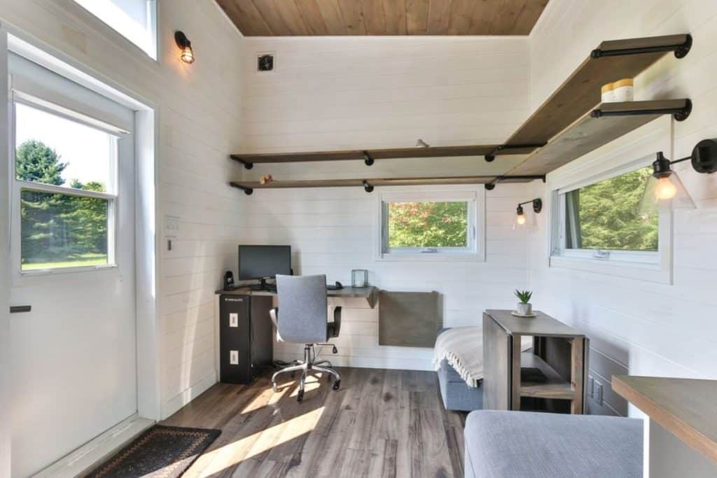 22' Tiny Offgrid Home Is Small In Size, But Mighty In Design! - Tiny Houses