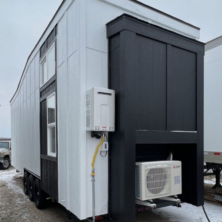 28' Atlas Is A $100K+ Versatile Mobile Home For Your Summer Adventures ...