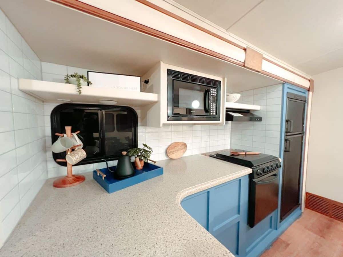L shaped kitchen area is beautifully designed