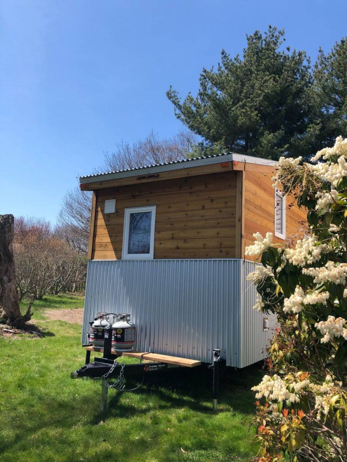 backside of tiny offgrid house