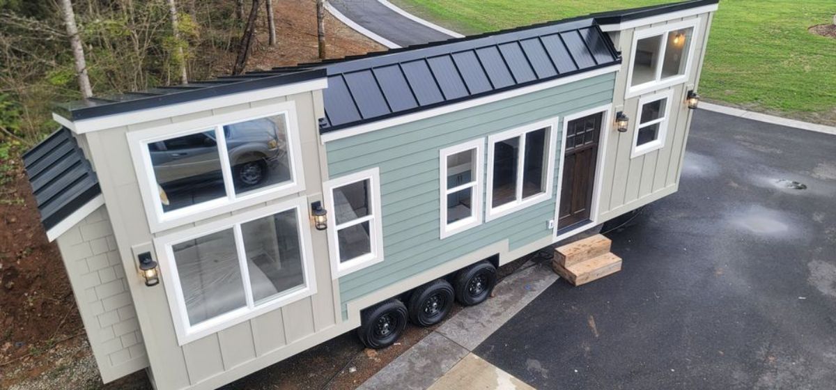 side angle view of 3 bedroom tiny house