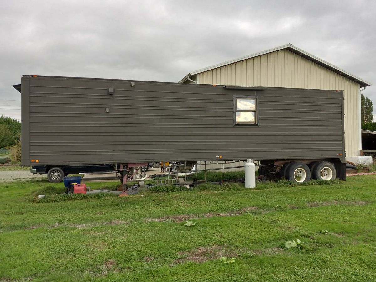 backside of 1 BR tiny house