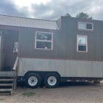 Featured Img of Sleek Tiny Home Comes With Appliances, Free Delivery and a Bunch of More Goodies!